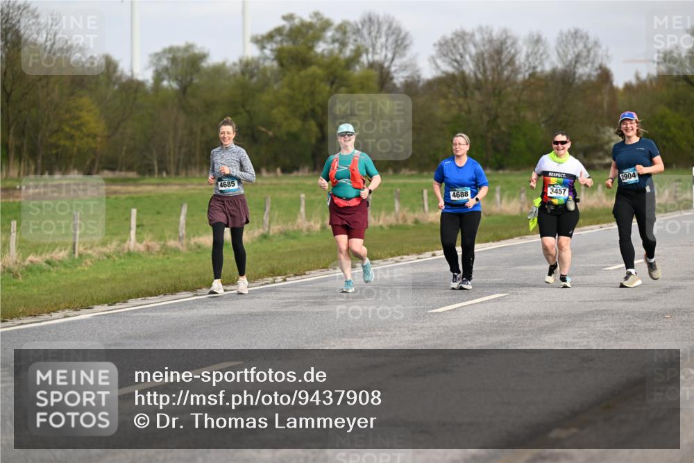 12.04.2026 - 45. Internationalen Wilhelmsburger Insellauf Dr. Thomas Lammeyer http://msf.ph/oto/9437908 12.04.2026 09:34:12 Laufen 4685, 4688, 3457, 2904 meine-sportfotos.de