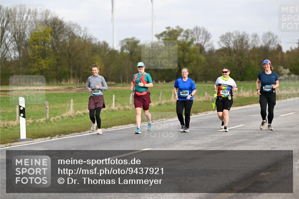 12.04.2026 - 45. Internationalen Wilhelmsburger Insellauf Dr. Thomas Lammeyer http://msf.ph/oto/9437921 12.04.2026 09:34:14 Laufen 2904, 4685, 4688, 3457 meine-sportfotos.de