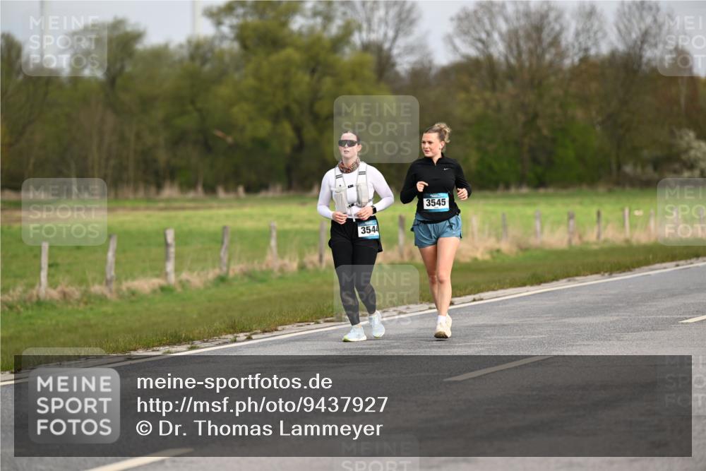 12.04.2026 - 45. Internationalen Wilhelmsburger Insellauf Dr. Thomas Lammeyer http://msf.ph/oto/9437927 12.04.2026 09:35:21 Laufen 3544, 3545 meine-sportfotos.de