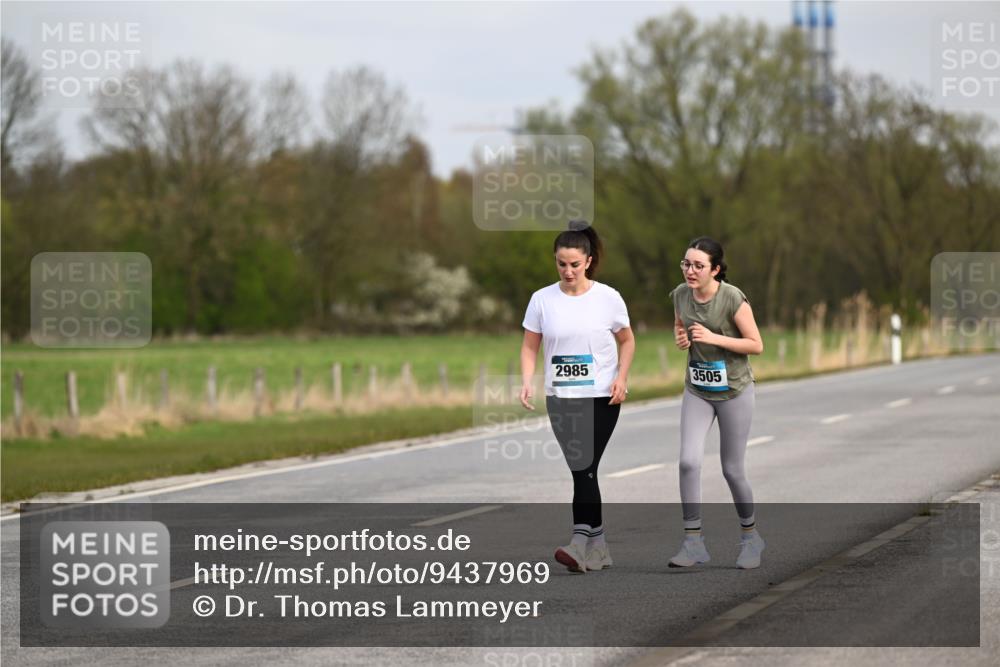 12.04.2026 - 45. Internationalen Wilhelmsburger Insellauf Dr. Thomas Lammeyer http://msf.ph/oto/9437969 12.04.2026 09:35:39 Laufen 2985, 3505 meine-sportfotos.de