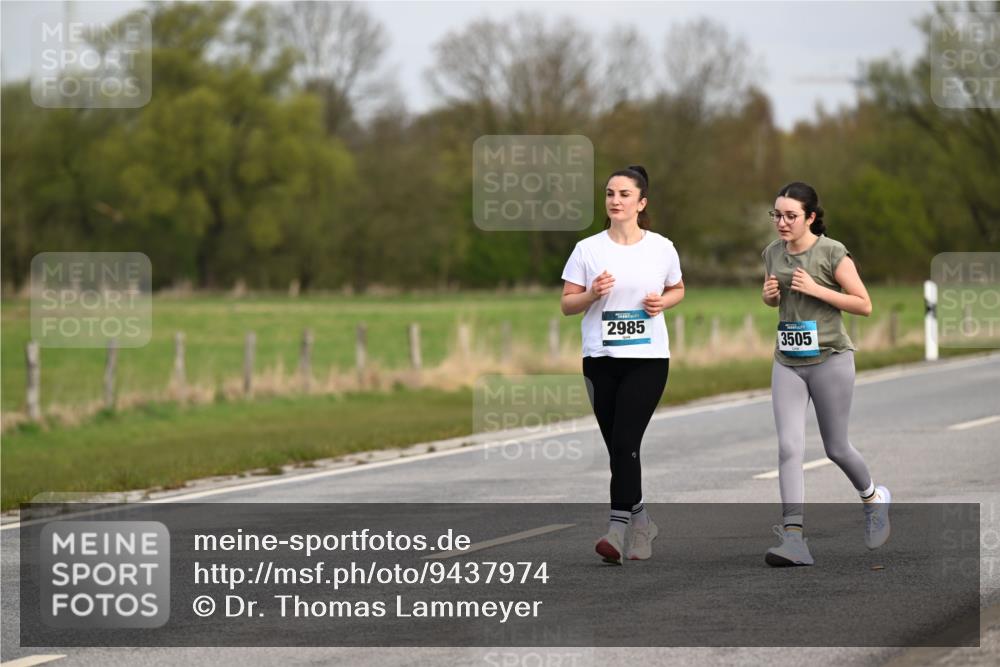 12.04.2026 - 45. Internationalen Wilhelmsburger Insellauf Dr. Thomas Lammeyer http://msf.ph/oto/9437974 12.04.2026 09:35:41 Laufen 2985, 3505 meine-sportfotos.de