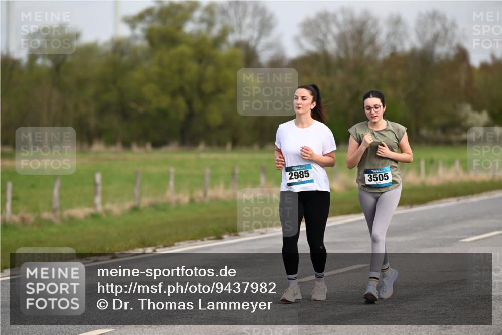 12.04.2026 - 45. Internationalen Wilhelmsburger Insellauf Dr. Thomas Lammeyer http://msf.ph/oto/9437982 12.04.2026 09:35:42 Laufen 2985, 3505 meine-sportfotos.de