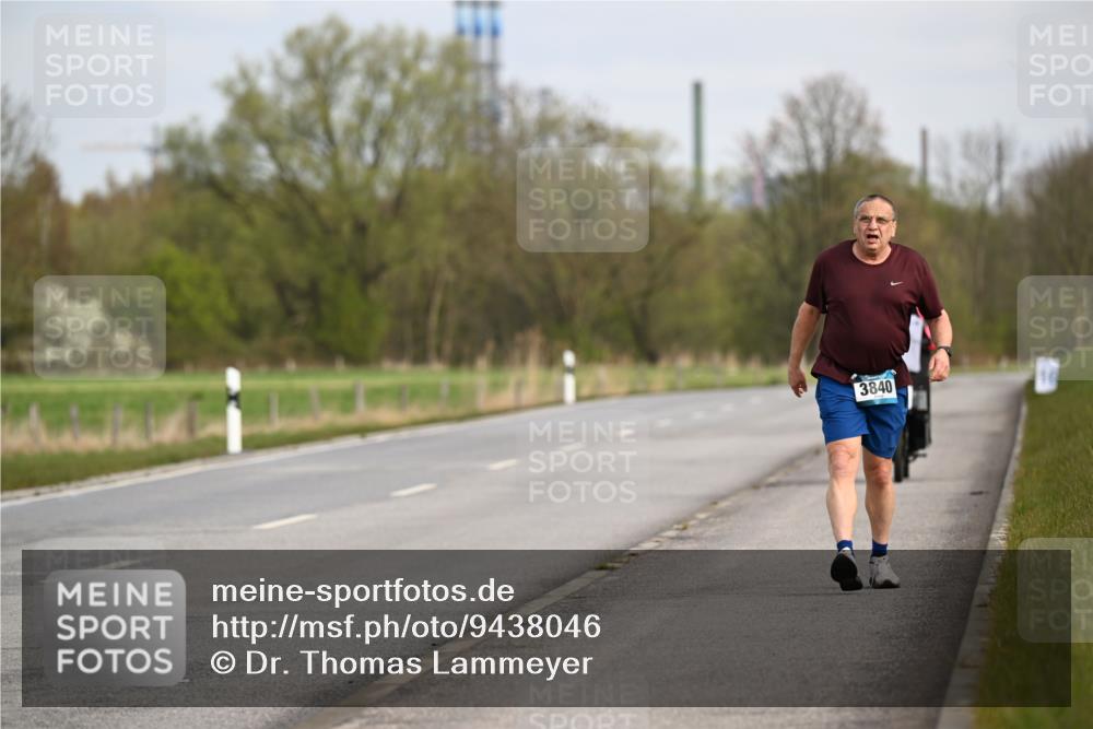 12.04.2026 - 45. Internationalen Wilhelmsburger Insellauf Dr. Thomas Lammeyer http://msf.ph/oto/9438046 12.04.2026 09:37:19 Laufen 3840 meine-sportfotos.de