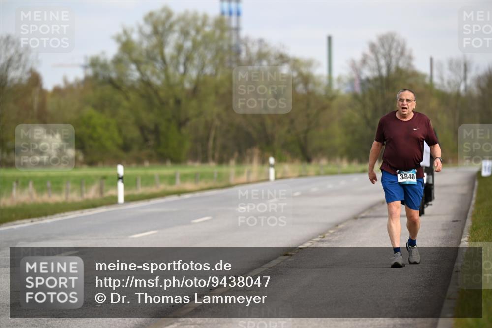 12.04.2026 - 45. Internationalen Wilhelmsburger Insellauf Dr. Thomas Lammeyer http://msf.ph/oto/9438047 12.04.2026 09:37:19 Laufen 3840, 16 meine-sportfotos.de
