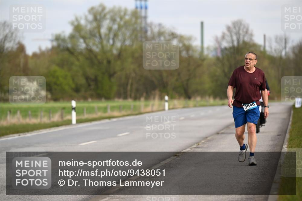 12.04.2026 - 45. Internationalen Wilhelmsburger Insellauf Dr. Thomas Lammeyer http://msf.ph/oto/9438051 12.04.2026 09:37:20 Laufen 3840 meine-sportfotos.de