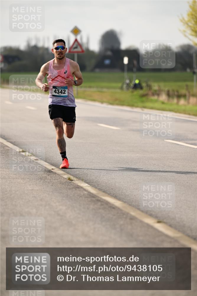 12.04.2026 - 45. Internationalen Wilhelmsburger Insellauf Dr. Thomas Lammeyer http://msf.ph/oto/9438105 12.04.2026 09:46:56 Laufen 4342 meine-sportfotos.de