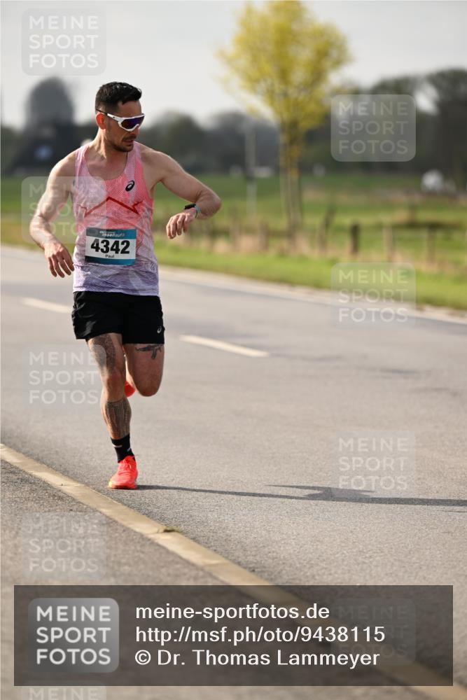 12.04.2026 - 45. Internationalen Wilhelmsburger Insellauf Dr. Thomas Lammeyer http://msf.ph/oto/9438115 12.04.2026 09:46:57 Laufen 4342 meine-sportfotos.de