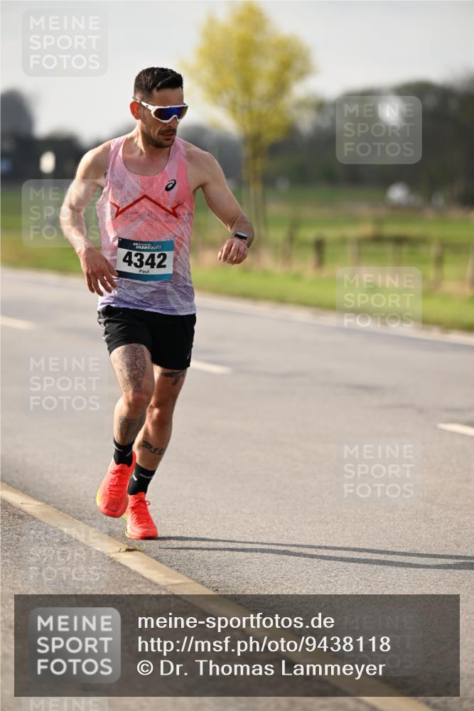 12.04.2026 - 45. Internationalen Wilhelmsburger Insellauf Dr. Thomas Lammeyer http://msf.ph/oto/9438118 12.04.2026 09:46:58 Laufen 45, 4342, 27, 11 meine-sportfotos.de