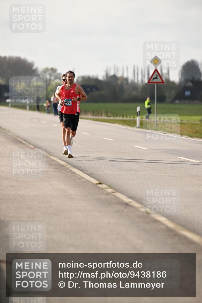 12.04.2026 - 45. Internationalen Wilhelmsburger Insellauf Dr. Thomas Lammeyer http://msf.ph/oto/9438186 12.04.2026 09:48:27 Laufen 4086 meine-sportfotos.de