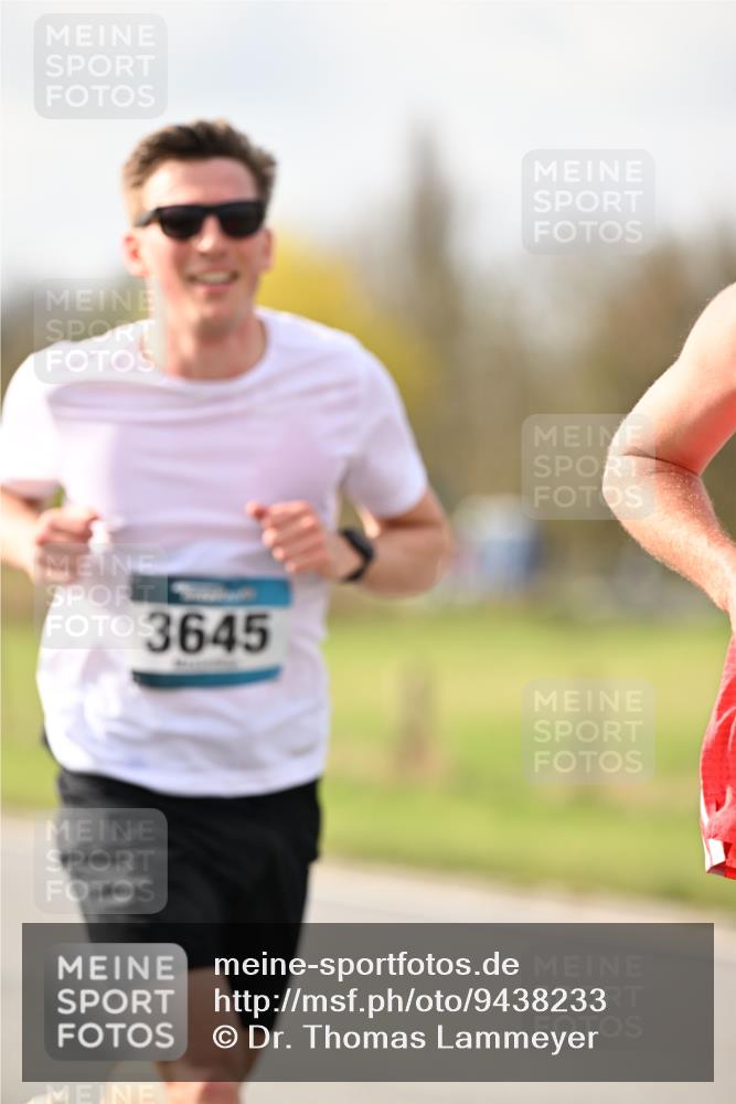 12.04.2026 - 45. Internationalen Wilhelmsburger Insellauf Dr. Thomas Lammeyer http://msf.ph/oto/9438233 12.04.2026 09:48:34 Laufen 3645 meine-sportfotos.de