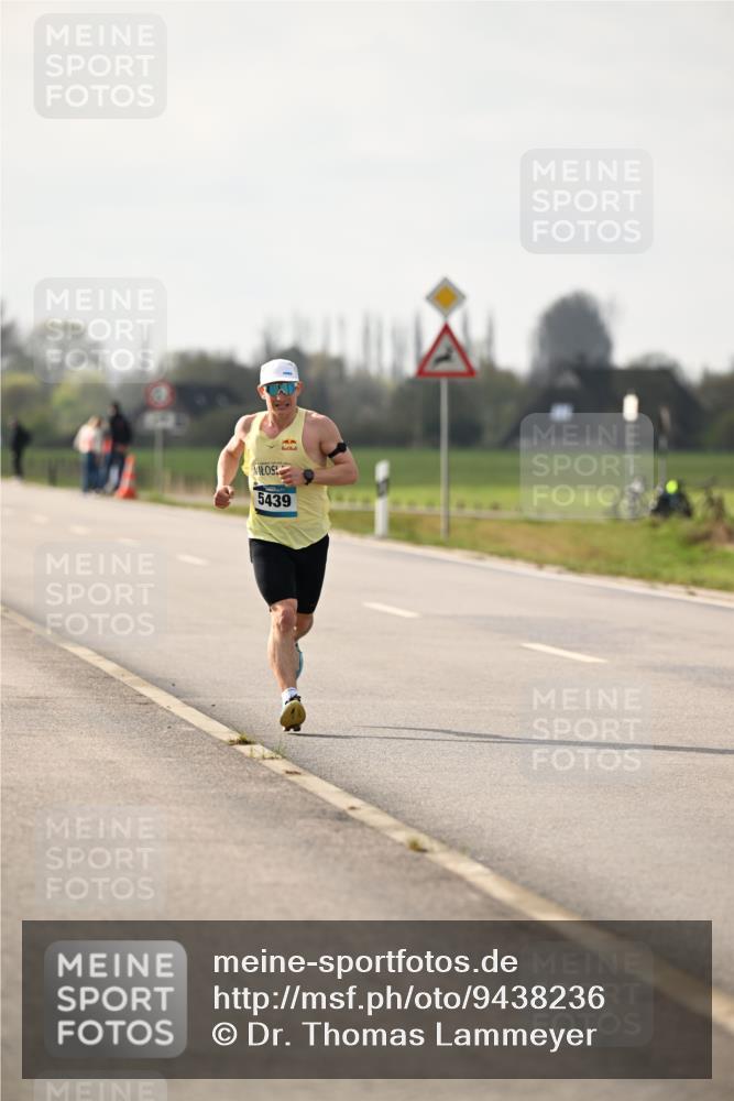 12.04.2026 - 45. Internationalen Wilhelmsburger Insellauf Dr. Thomas Lammeyer http://msf.ph/oto/9438236 12.04.2026 09:48:54 Laufen 5439 meine-sportfotos.de