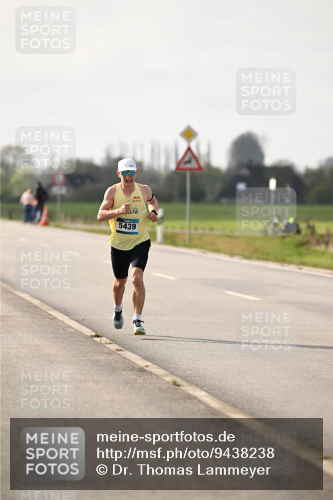 12.04.2026 - 45. Internationalen Wilhelmsburger Insellauf Dr. Thomas Lammeyer http://msf.ph/oto/9438238 12.04.2026 09:48:54 Laufen 5439 meine-sportfotos.de