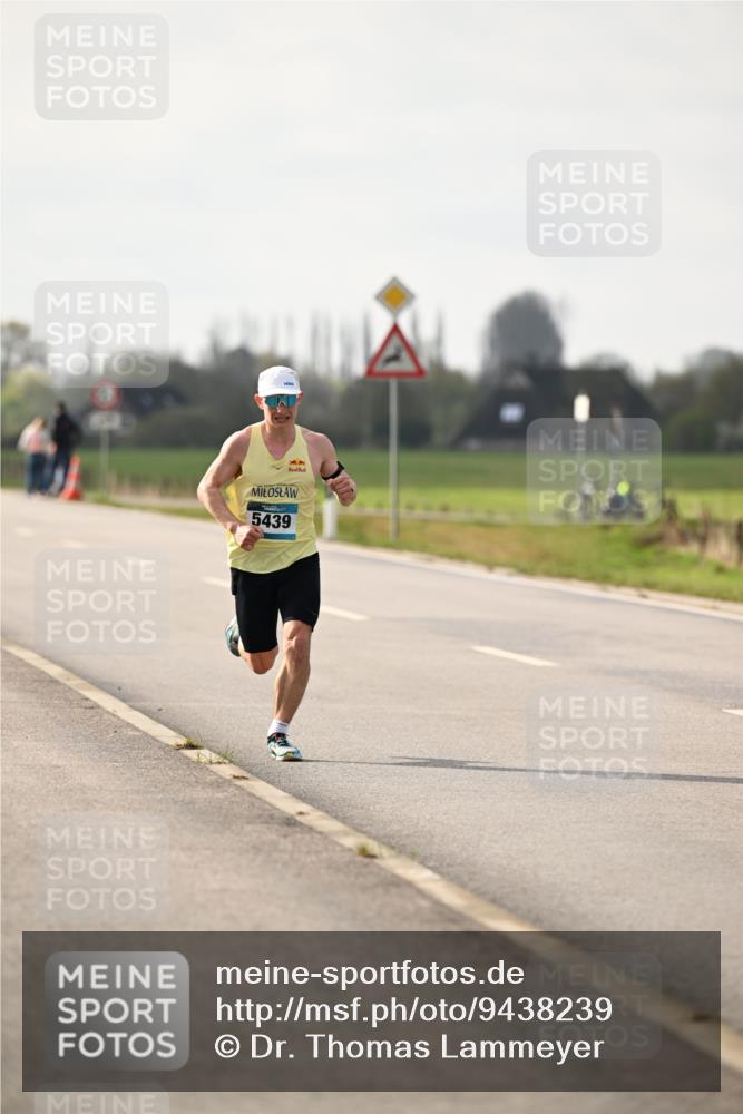12.04.2026 - 45. Internationalen Wilhelmsburger Insellauf Dr. Thomas Lammeyer http://msf.ph/oto/9438239 12.04.2026 09:48:54 Laufen 5439 meine-sportfotos.de