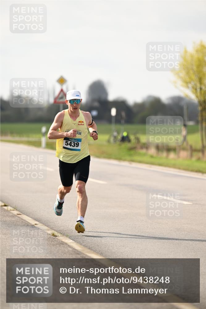 12.04.2026 - 45. Internationalen Wilhelmsburger Insellauf Dr. Thomas Lammeyer http://msf.ph/oto/9438248 12.04.2026 09:48:56 Laufen 5439 meine-sportfotos.de