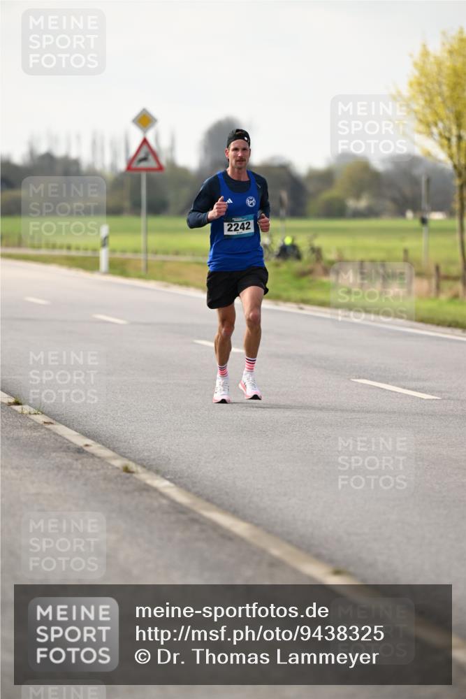 12.04.2026 - 45. Internationalen Wilhelmsburger Insellauf Dr. Thomas Lammeyer http://msf.ph/oto/9438325 12.04.2026 09:50:09 Laufen 2242 meine-sportfotos.de