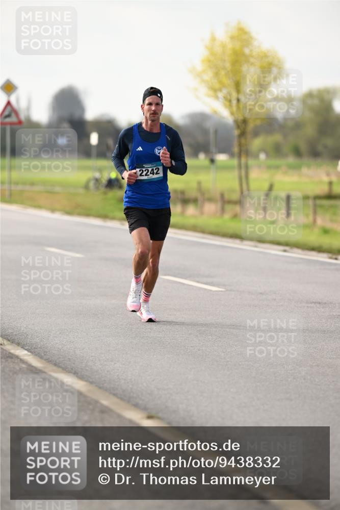 12.04.2026 - 45. Internationalen Wilhelmsburger Insellauf Dr. Thomas Lammeyer http://msf.ph/oto/9438332 12.04.2026 09:50:10 Laufen 2242 meine-sportfotos.de