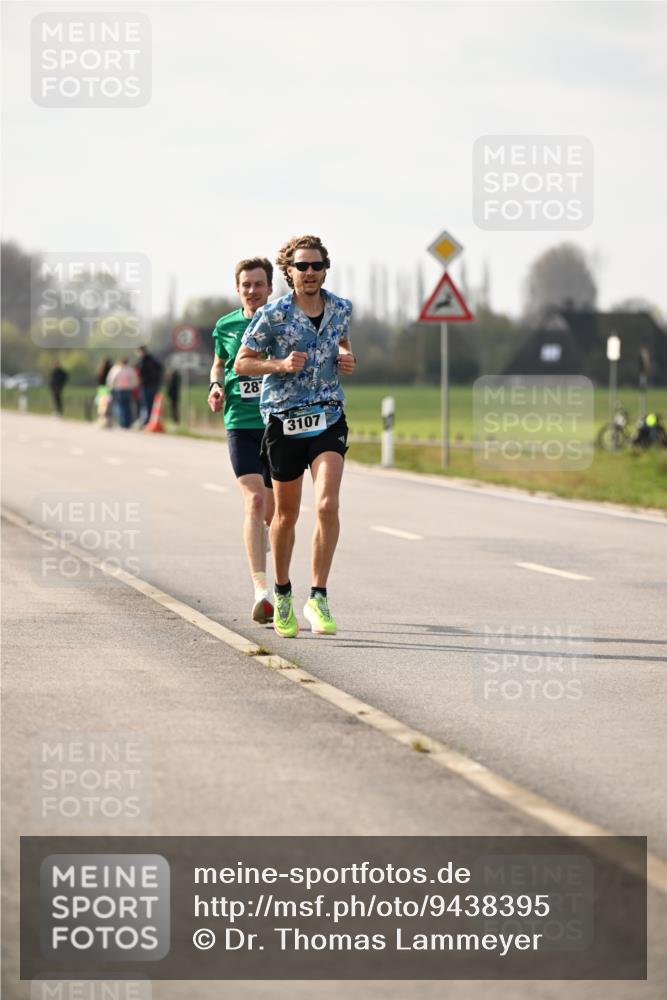 12.04.2026 - 45. Internationalen Wilhelmsburger Insellauf Dr. Thomas Lammeyer http://msf.ph/oto/9438395 12.04.2026 09:51:04 Laufen 28, 3107 meine-sportfotos.de