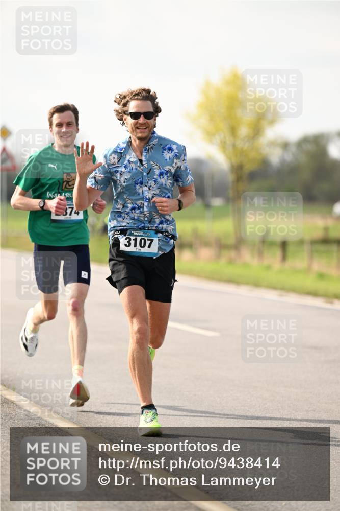 12.04.2026 - 45. Internationalen Wilhelmsburger Insellauf Dr. Thomas Lammeyer http://msf.ph/oto/9438414 12.04.2026 09:51:07 Laufen 374, 3107 meine-sportfotos.de