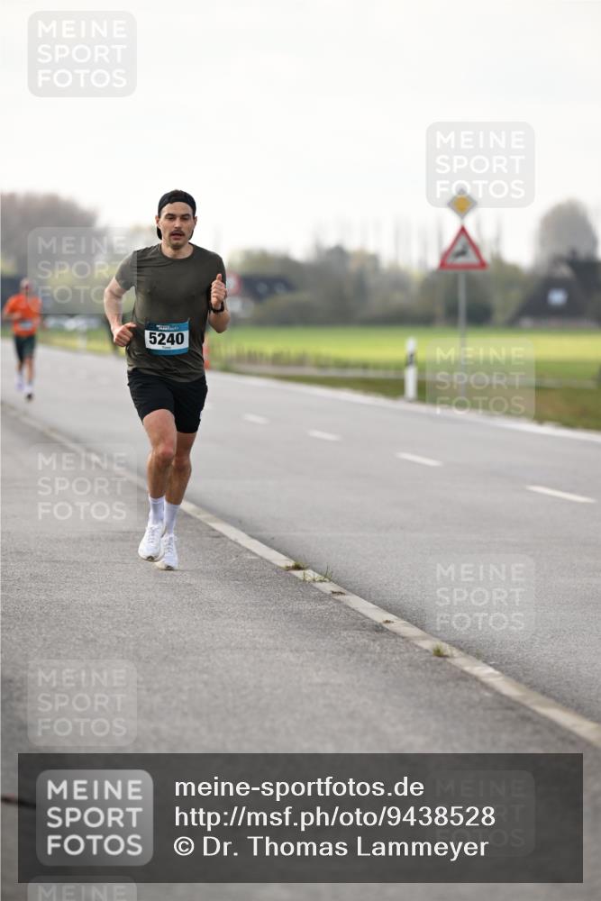 12.04.2026 - 45. Internationalen Wilhelmsburger Insellauf Dr. Thomas Lammeyer http://msf.ph/oto/9438528 12.04.2026 09:52:57 Laufen 5240 meine-sportfotos.de