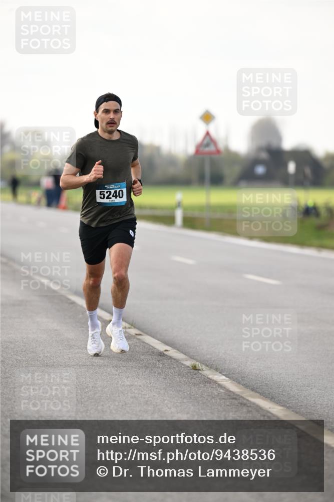 12.04.2026 - 45. Internationalen Wilhelmsburger Insellauf Dr. Thomas Lammeyer http://msf.ph/oto/9438536 12.04.2026 09:52:58 Laufen 5240 meine-sportfotos.de