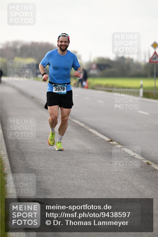 12.04.2026 - 45. Internationalen Wilhelmsburger Insellauf Dr. Thomas Lammeyer http://msf.ph/oto/9438597 12.04.2026 09:53:37 Laufen 3979 meine-sportfotos.de