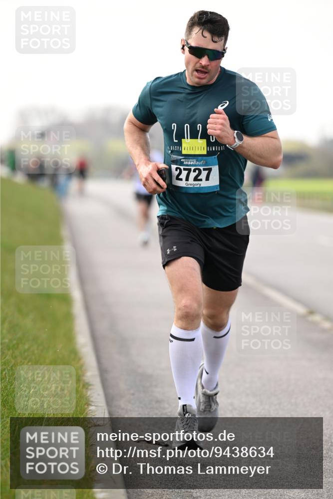12.04.2026 - 45. Internationalen Wilhelmsburger Insellauf Dr. Thomas Lammeyer http://msf.ph/oto/9438634 12.04.2026 09:54:25 Laufen 2, 025, 2727 meine-sportfotos.de