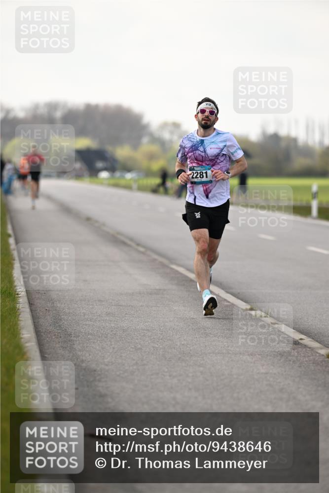 12.04.2026 - 45. Internationalen Wilhelmsburger Insellauf Dr. Thomas Lammeyer http://msf.ph/oto/9438646 12.04.2026 09:54:31 Laufen 2281 meine-sportfotos.de