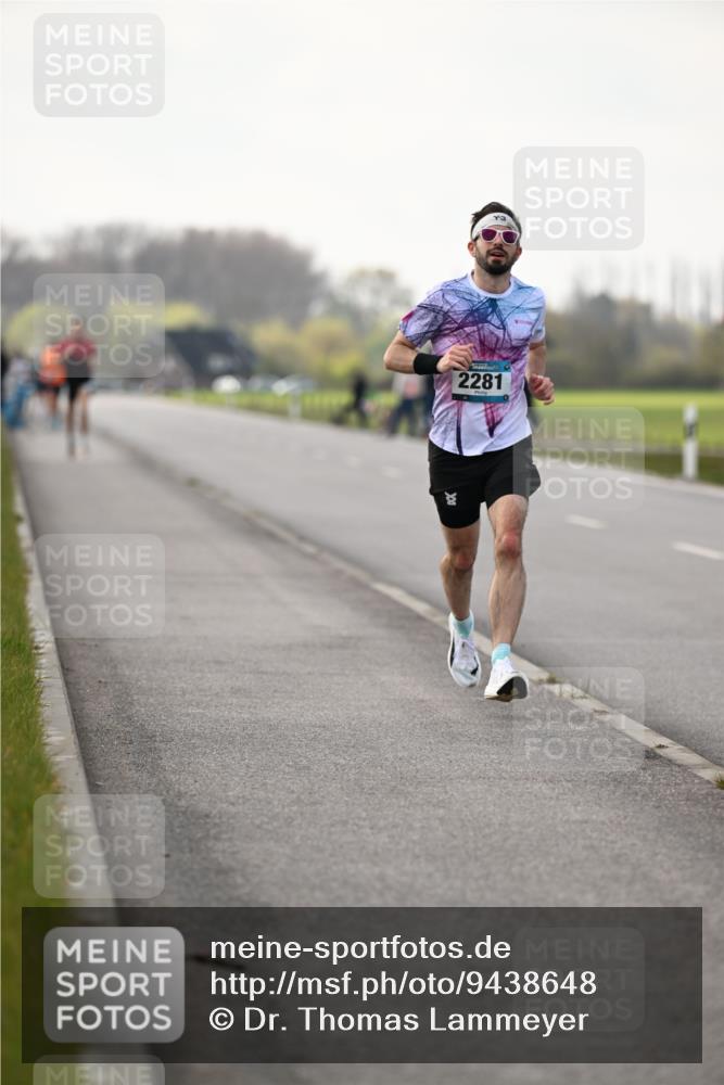 12.04.2026 - 45. Internationalen Wilhelmsburger Insellauf Dr. Thomas Lammeyer http://msf.ph/oto/9438648 12.04.2026 09:54:31 Laufen 2281, 00 meine-sportfotos.de