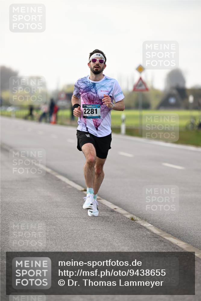 12.04.2026 - 45. Internationalen Wilhelmsburger Insellauf Dr. Thomas Lammeyer http://msf.ph/oto/9438655 12.04.2026 09:54:32 Laufen 2281, 3 meine-sportfotos.de