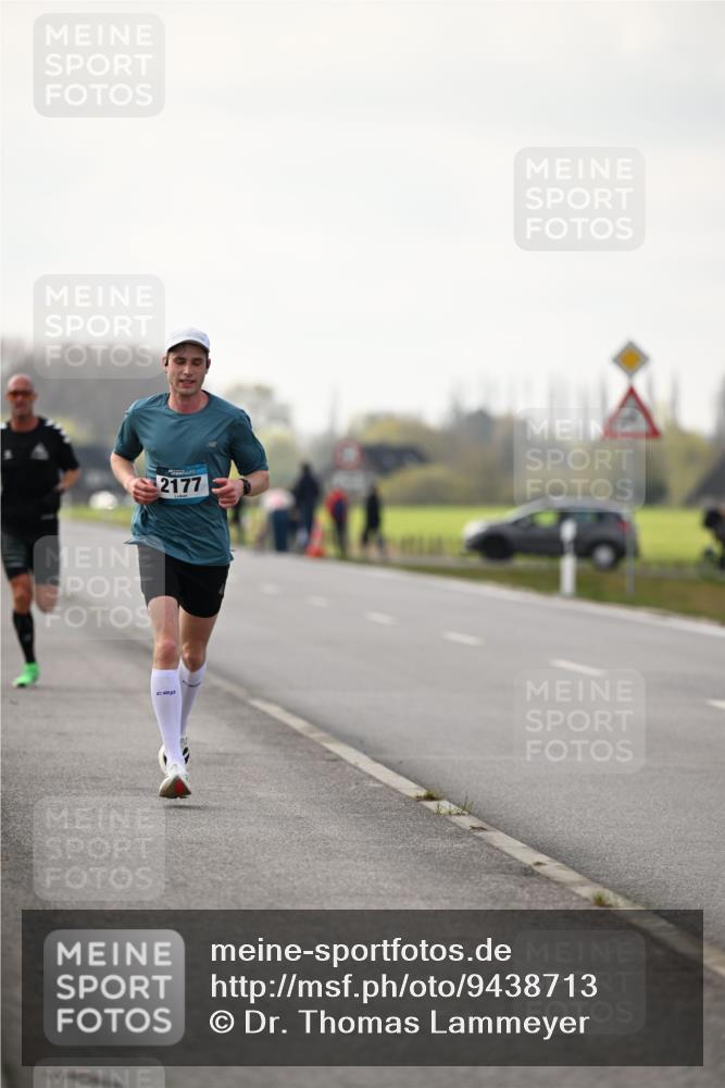 12.04.2026 - 45. Internationalen Wilhelmsburger Insellauf Dr. Thomas Lammeyer http://msf.ph/oto/9438713 12.04.2026 09:55:02 Laufen 2177 meine-sportfotos.de