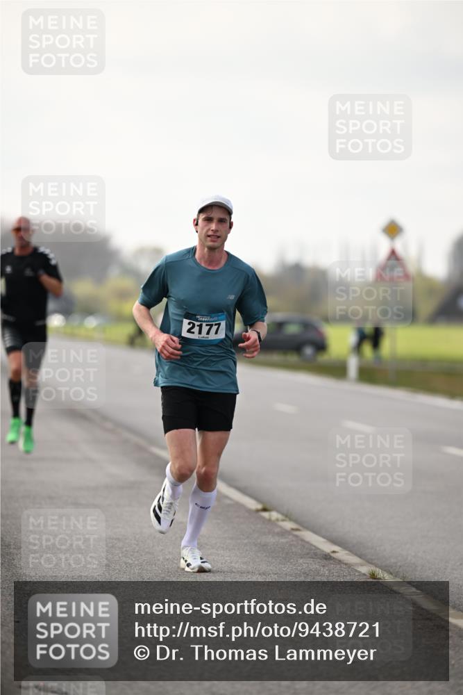 12.04.2026 - 45. Internationalen Wilhelmsburger Insellauf Dr. Thomas Lammeyer http://msf.ph/oto/9438721 12.04.2026 09:55:04 Laufen 2177 meine-sportfotos.de