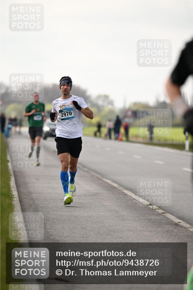 12.04.2026 - 45. Internationalen Wilhelmsburger Insellauf Dr. Thomas Lammeyer http://msf.ph/oto/9438726 12.04.2026 09:55:09 Laufen 10, 2970 meine-sportfotos.de