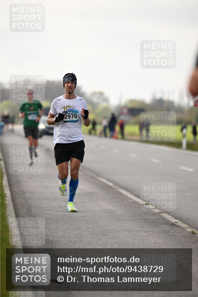 12.04.2026 - 45. Internationalen Wilhelmsburger Insellauf Dr. Thomas Lammeyer http://msf.ph/oto/9438729 12.04.2026 09:55:10 Laufen 10, 2970 meine-sportfotos.de