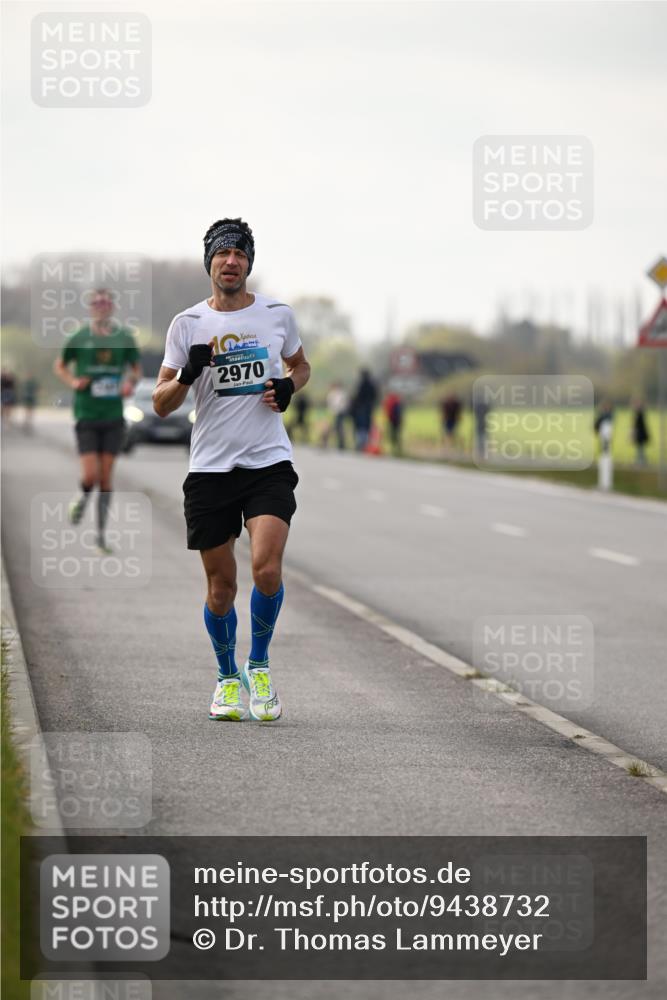 12.04.2026 - 45. Internationalen Wilhelmsburger Insellauf Dr. Thomas Lammeyer http://msf.ph/oto/9438732 12.04.2026 09:55:10 Laufen 2970 meine-sportfotos.de