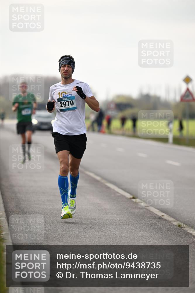 12.04.2026 - 45. Internationalen Wilhelmsburger Insellauf Dr. Thomas Lammeyer http://msf.ph/oto/9438735 12.04.2026 09:55:11 Laufen 10, 2970 meine-sportfotos.de
