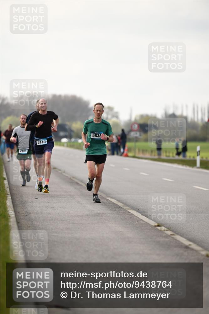 12.04.2026 - 45. Internationalen Wilhelmsburger Insellauf Dr. Thomas Lammeyer http://msf.ph/oto/9438764 12.04.2026 09:55:46 Laufen 2405, 3113, 5838 meine-sportfotos.de