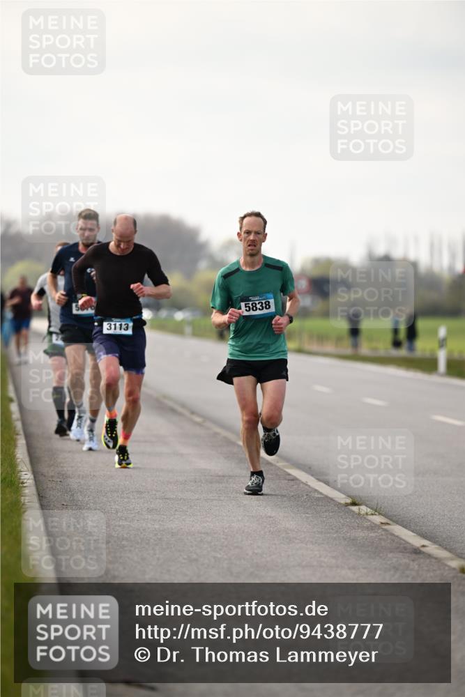 12.04.2026 - 45. Internationalen Wilhelmsburger Insellauf Dr. Thomas Lammeyer http://msf.ph/oto/9438777 12.04.2026 09:55:47 Laufen 3113, 5838 meine-sportfotos.de