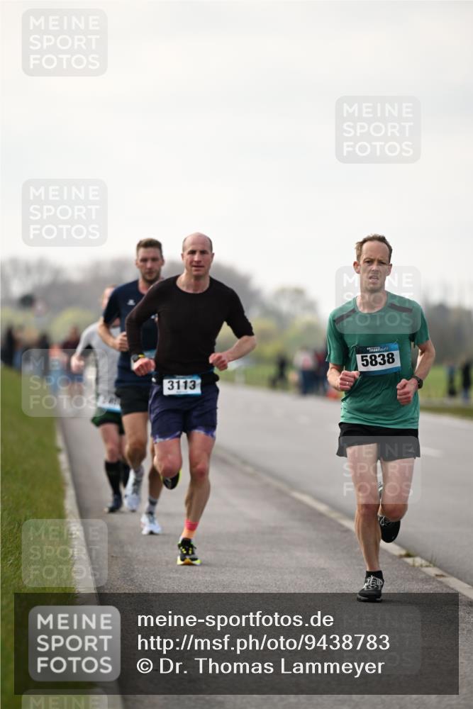 12.04.2026 - 45. Internationalen Wilhelmsburger Insellauf Dr. Thomas Lammeyer http://msf.ph/oto/9438783 12.04.2026 09:55:49 Laufen 3113, 5838 meine-sportfotos.de