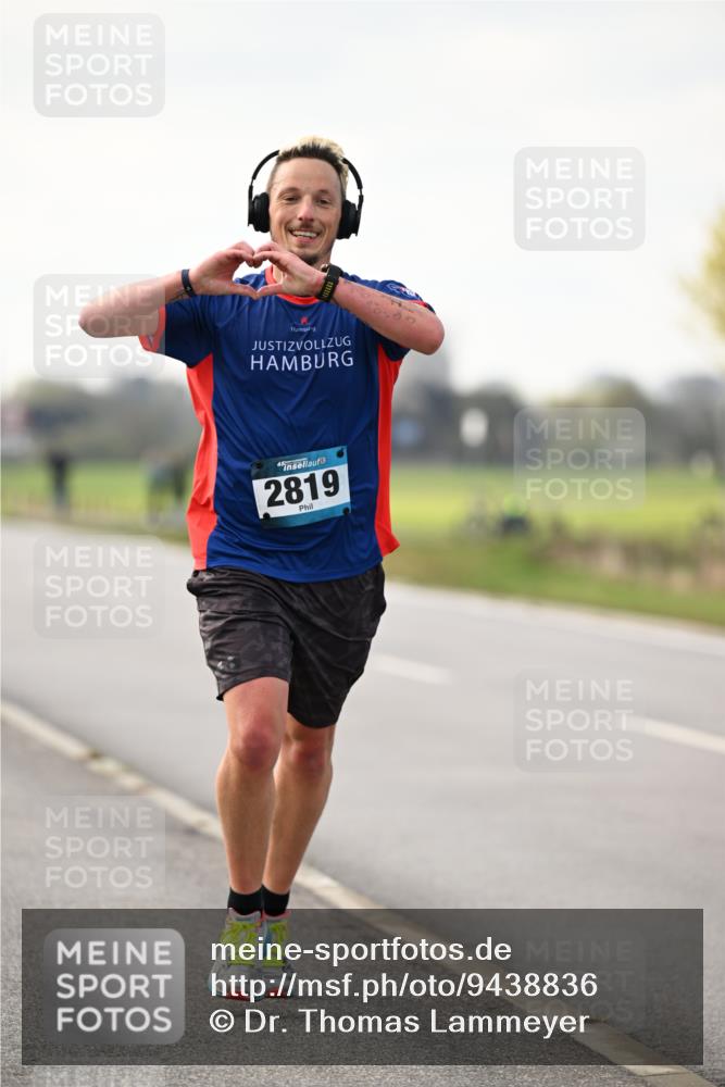 12.04.2026 - 45. Internationalen Wilhelmsburger Insellauf Dr. Thomas Lammeyer http://msf.ph/oto/9438836 12.04.2026 09:56:09 Laufen 2819 meine-sportfotos.de