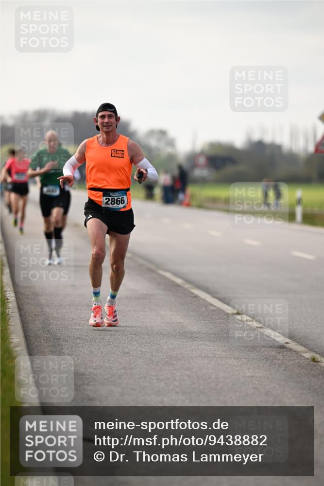 12.04.2026 - 45. Internationalen Wilhelmsburger Insellauf Dr. Thomas Lammeyer http://msf.ph/oto/9438882 12.04.2026 09:56:35 Laufen 2866 meine-sportfotos.de