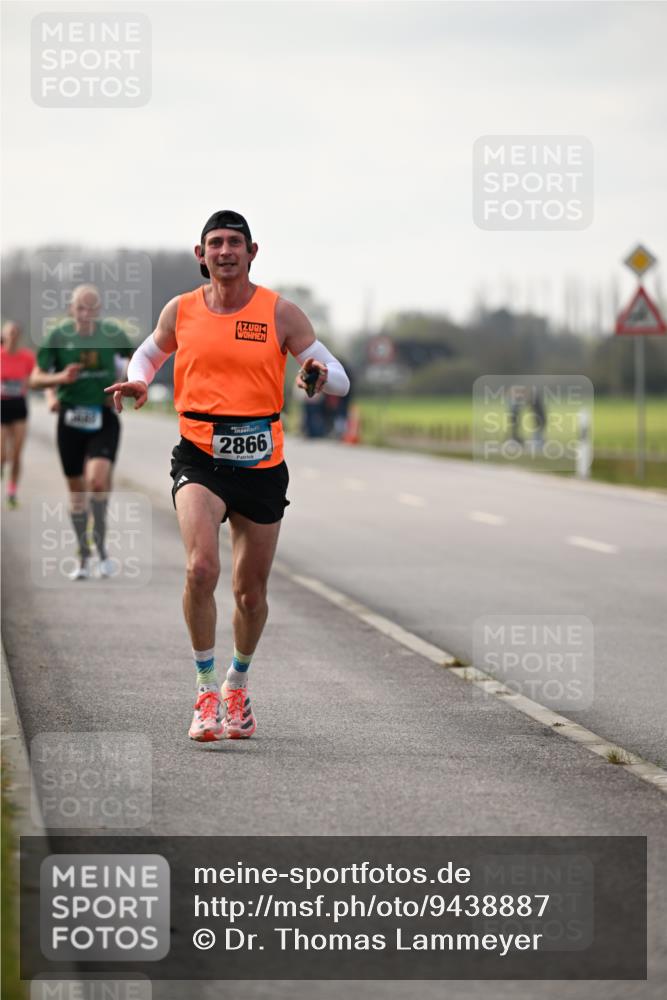 12.04.2026 - 45. Internationalen Wilhelmsburger Insellauf Dr. Thomas Lammeyer http://msf.ph/oto/9438887 12.04.2026 09:56:36 Laufen 2866 meine-sportfotos.de