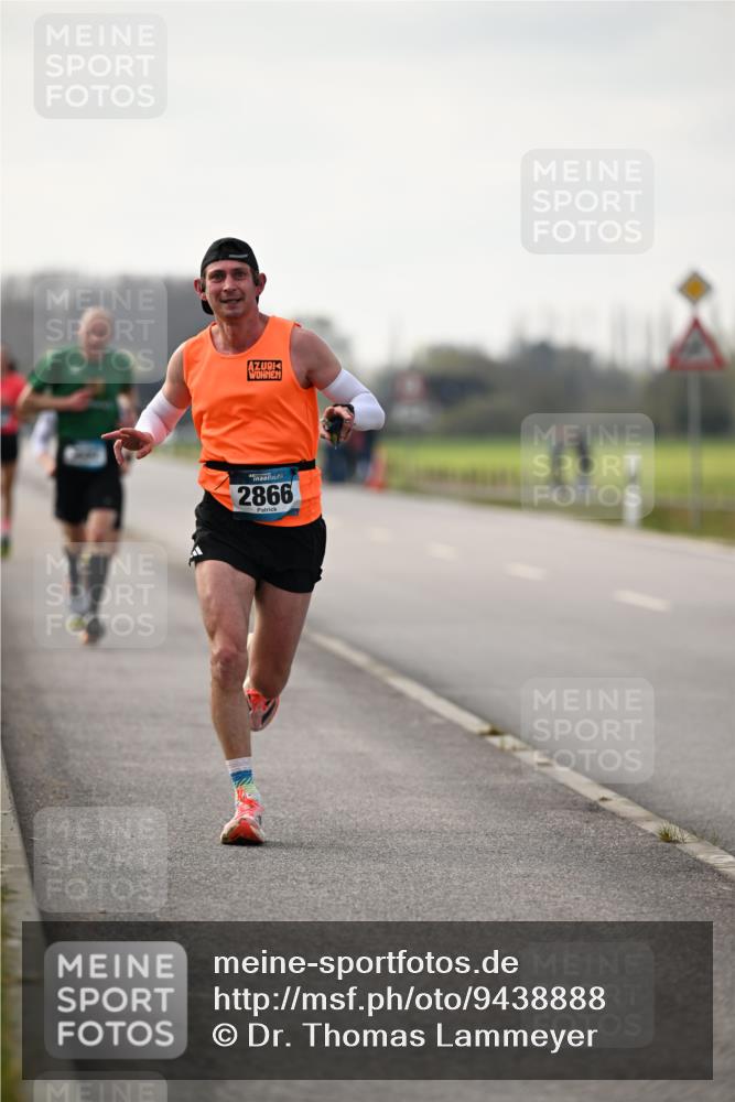 12.04.2026 - 45. Internationalen Wilhelmsburger Insellauf Dr. Thomas Lammeyer http://msf.ph/oto/9438888 12.04.2026 09:56:36 Laufen 2866 meine-sportfotos.de