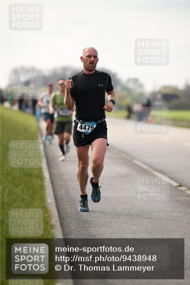 12.04.2026 - 45. Internationalen Wilhelmsburger Insellauf Dr. Thomas Lammeyer http://msf.ph/oto/9438948 12.04.2026 09:56:48 Laufen 4, 4475 meine-sportfotos.de