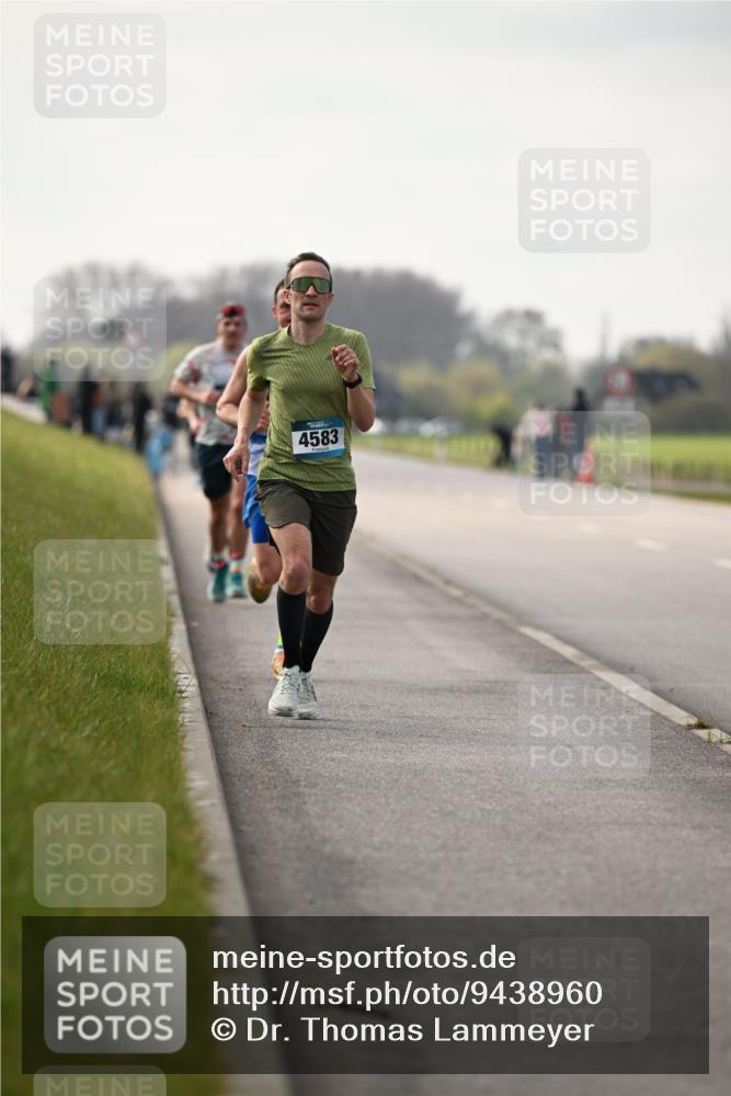 12.04.2026 - 45. Internationalen Wilhelmsburger Insellauf Dr. Thomas Lammeyer http://msf.ph/oto/9438960 12.04.2026 09:56:50 Laufen 4583 meine-sportfotos.de
