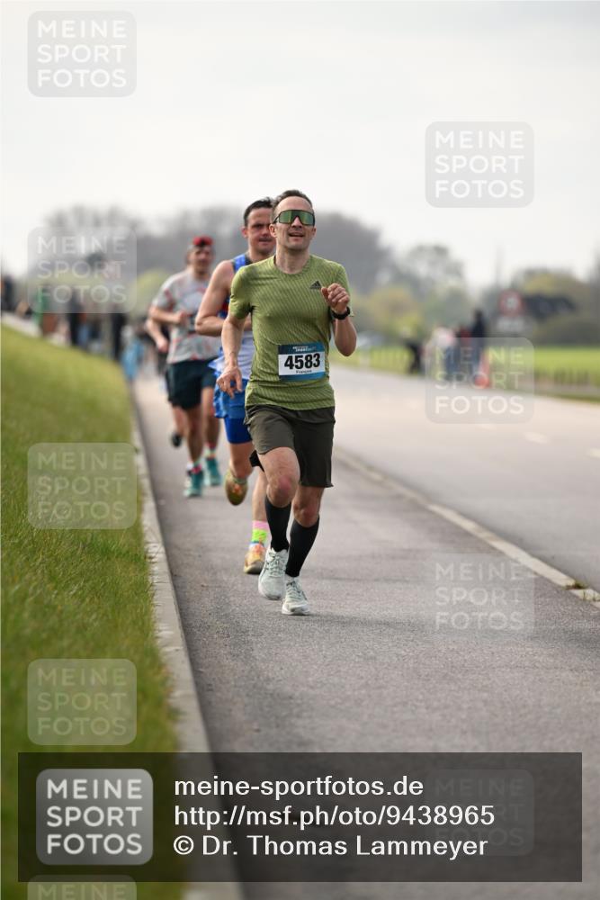 12.04.2026 - 45. Internationalen Wilhelmsburger Insellauf Dr. Thomas Lammeyer http://msf.ph/oto/9438965 12.04.2026 09:56:51 Laufen 4583 meine-sportfotos.de