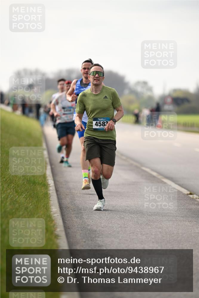 12.04.2026 - 45. Internationalen Wilhelmsburger Insellauf Dr. Thomas Lammeyer http://msf.ph/oto/9438967 12.04.2026 09:56:51 Laufen 458 meine-sportfotos.de