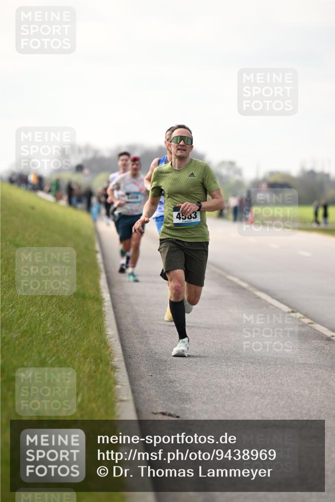 12.04.2026 - 45. Internationalen Wilhelmsburger Insellauf Dr. Thomas Lammeyer http://msf.ph/oto/9438969 12.04.2026 09:56:52 Laufen 4583 meine-sportfotos.de
