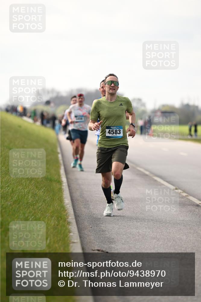 12.04.2026 - 45. Internationalen Wilhelmsburger Insellauf Dr. Thomas Lammeyer http://msf.ph/oto/9438970 12.04.2026 09:56:52 Laufen 4583 meine-sportfotos.de