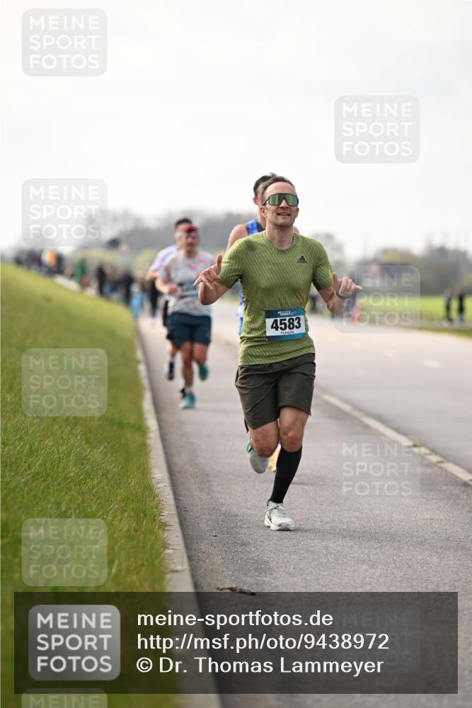 12.04.2026 - 45. Internationalen Wilhelmsburger Insellauf Dr. Thomas Lammeyer http://msf.ph/oto/9438972 12.04.2026 09:56:52 Laufen 4583 meine-sportfotos.de