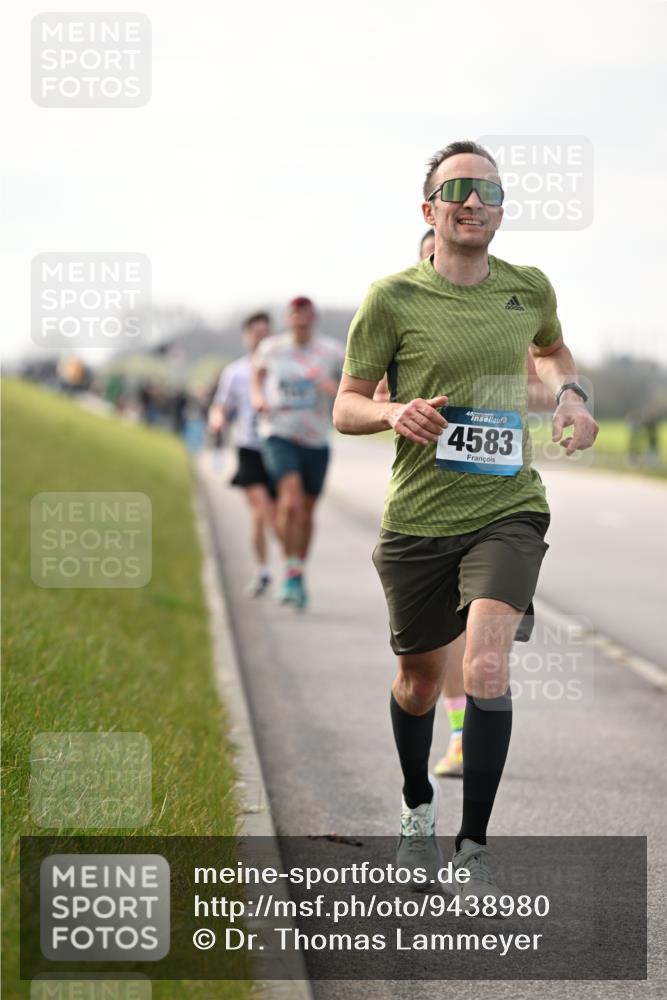 12.04.2026 - 45. Internationalen Wilhelmsburger Insellauf Dr. Thomas Lammeyer http://msf.ph/oto/9438980 12.04.2026 09:56:53 Laufen 4583 meine-sportfotos.de